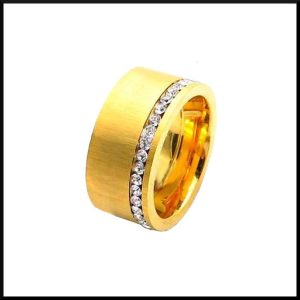 Stål ring guld pläterad