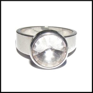 Stål ring med kristall