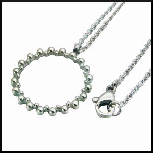 Halsband Kensi